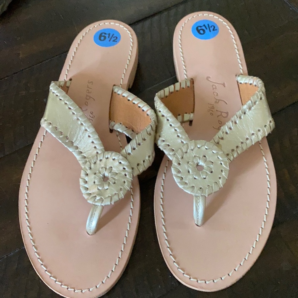 Jack Rogers Ro Sandals NWOT Gold